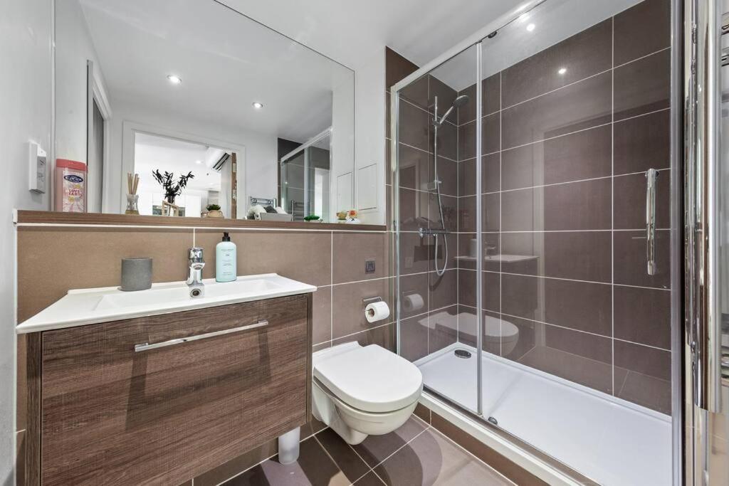 Beautiful Living Sleep 7 In London Bp34 Apartment Екстериор снимка