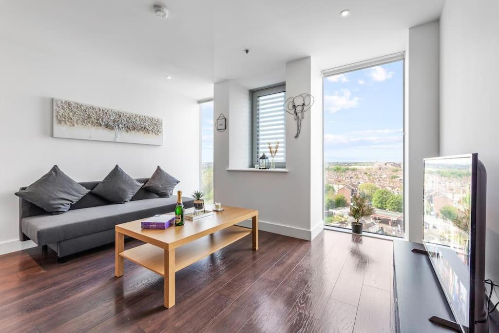 Beautiful Living Sleep 7 In London Bp34 Apartment Екстериор снимка